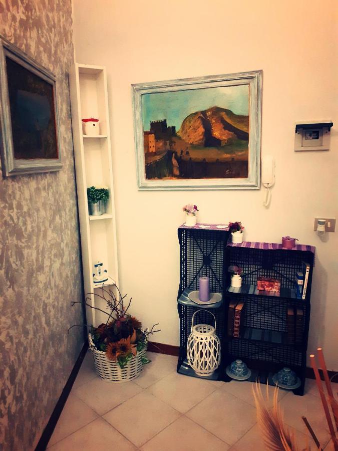 La Maison Des Caprices_ La Spezia _Stazione_5Terre Exteriör bild