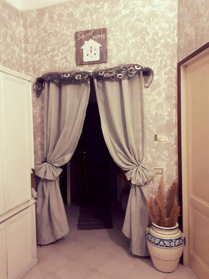 La Maison Des Caprices_ La Spezia _Stazione_5Terre Exteriör bild