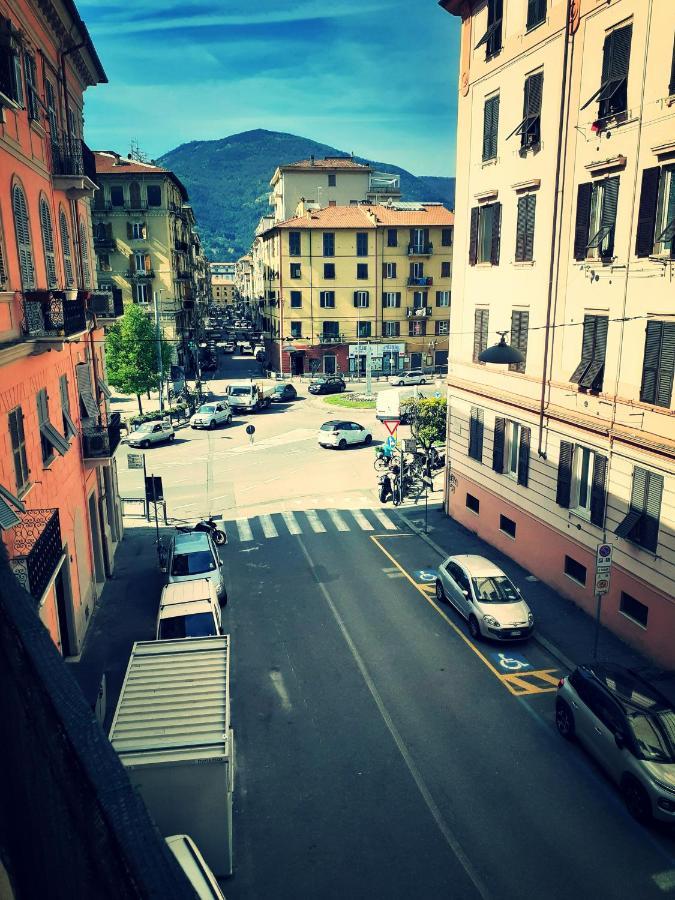 La Maison Des Caprices_ La Spezia _Stazione_5Terre Exteriör bild